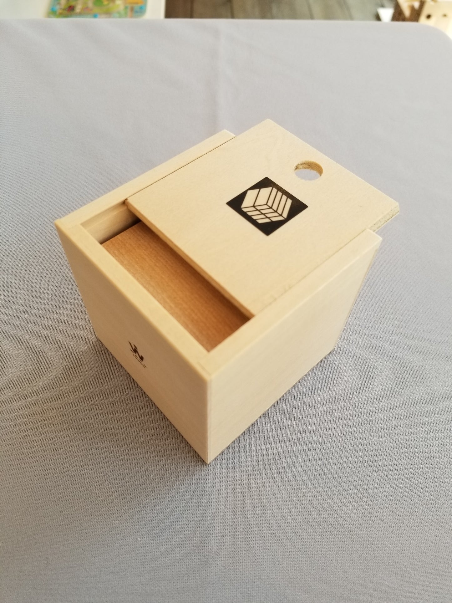 ケルンブロック B1 白木 (童具館)