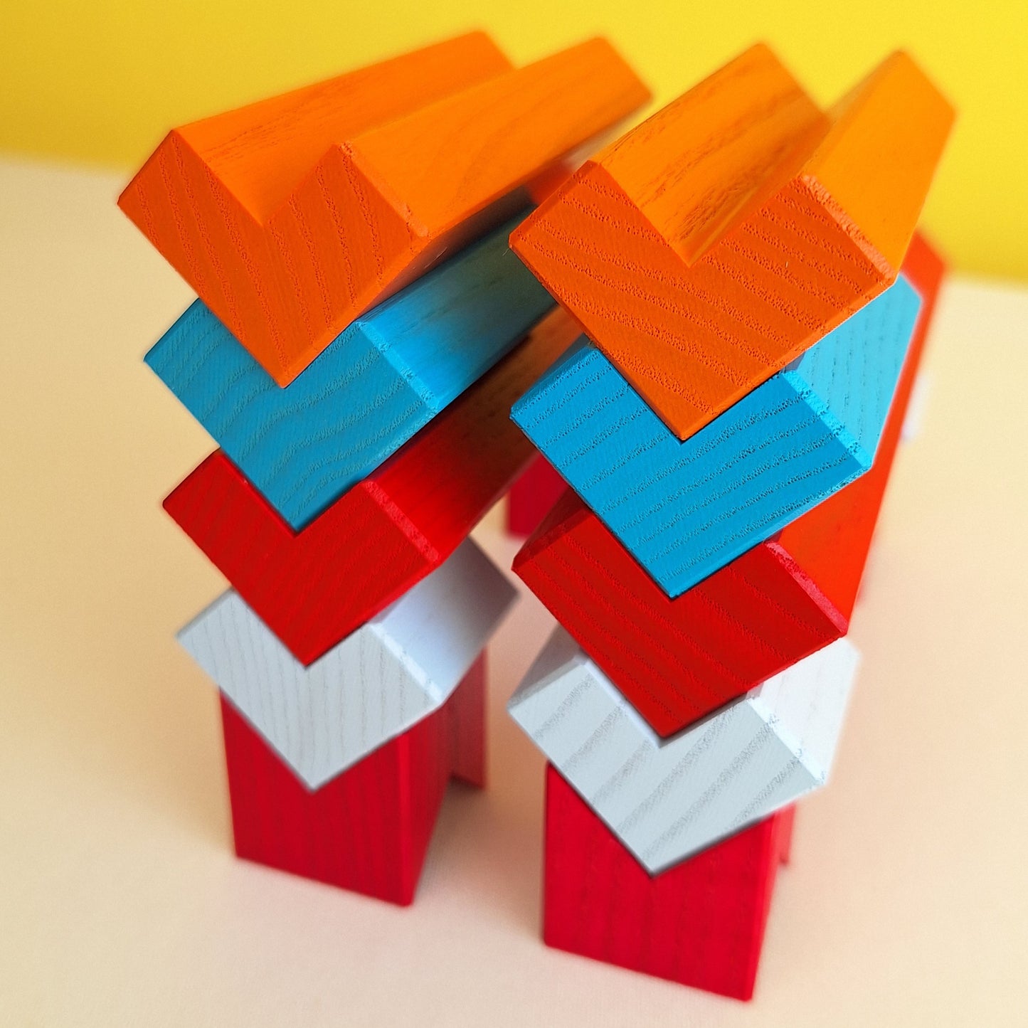 Tigno(ティグノ) カラー ネフ NAEF075(naef社・スイス)