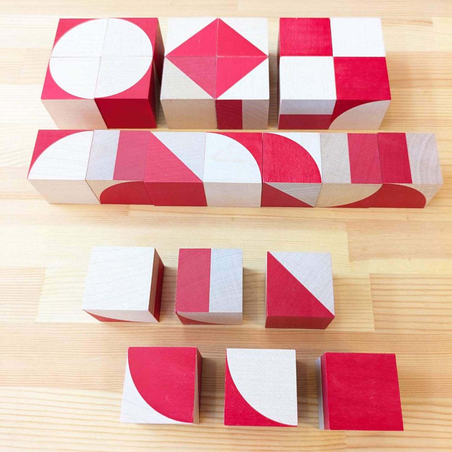 オルナボ 赤 ◆136 (naef社・スイス)