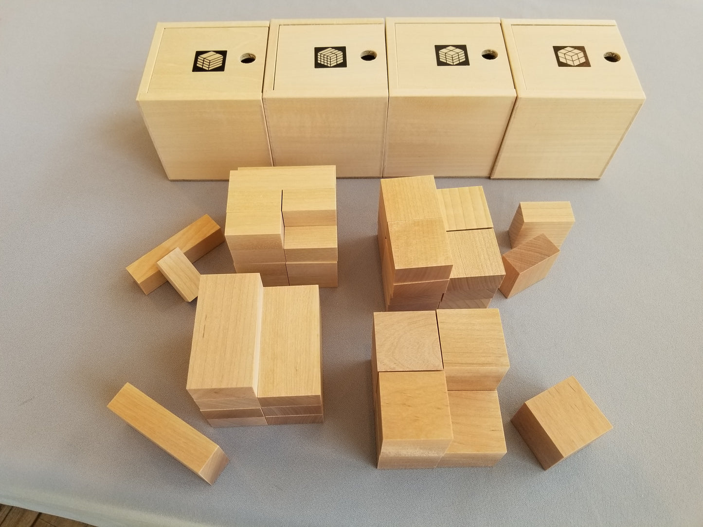 ケルンブロック白木基本セット (童具館)