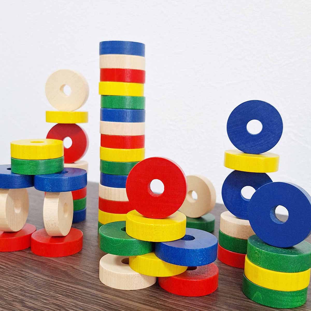 プラステン　ニック社　木製 知育玩具 円筒形 40個セット 楽天市場】【正規輸入品】 知育玩具 木のおもちゃ プラステン