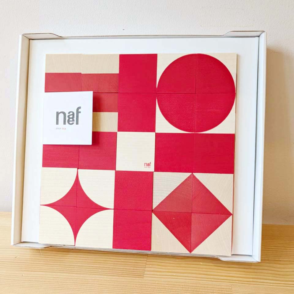 オルナボ　赤　◆136　（naef社・スイス）