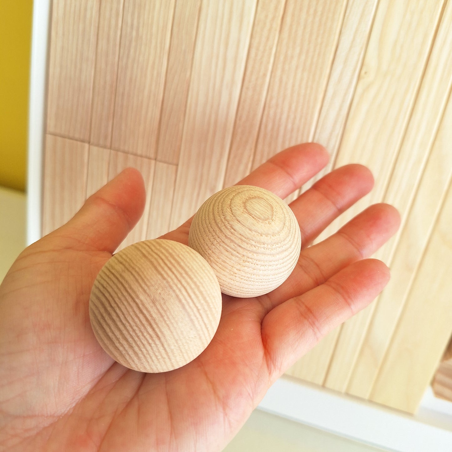 Tigno（ティグノ）　白木　ネフ　NAEF074（naef社・スイス）