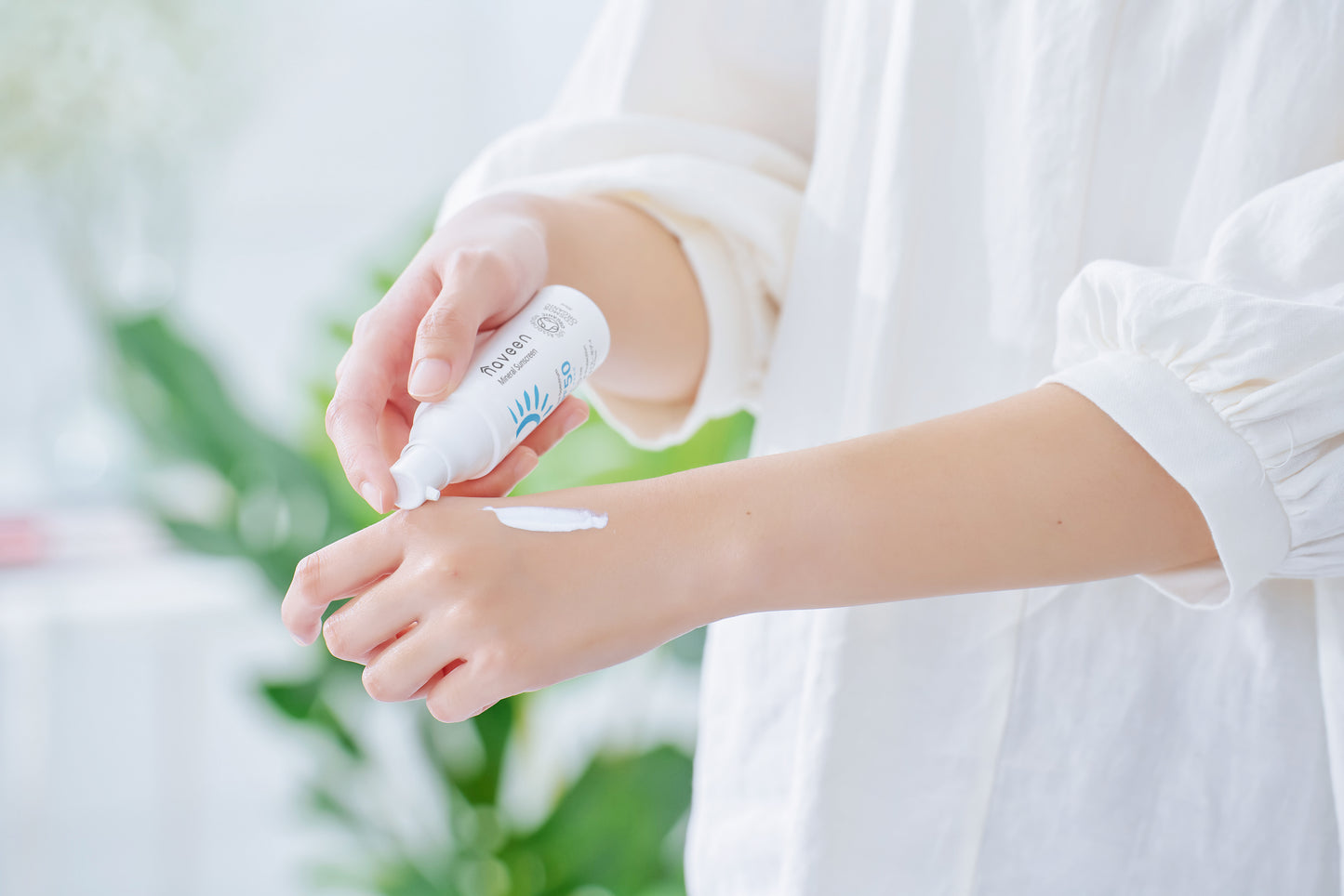 ナヴィーン 【ミネラルサンスクリーン】 SPF50 30ml（日やけ止め/フェイス・ボディ用）NE8825 6歳以上 naveen（エヴァ―グッズ社/台湾）