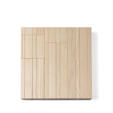 Tigno（ティグノ）　白木　ネフ　NAEF074（naef社・スイス）