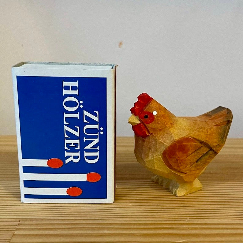 【wudimals メンドリ】　ウディマル 40629  木製 動物 ウディマル オブジェ フィギュア  インテリア